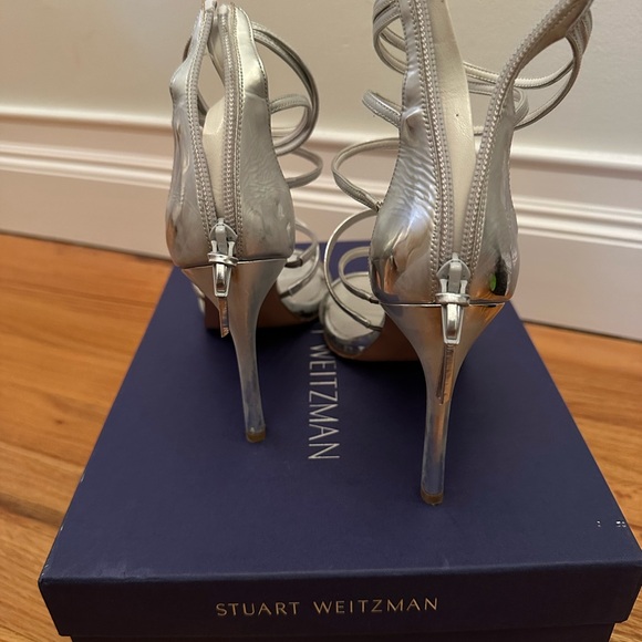 Stuart Weitzman MYEXSONG 4in Heels Silver Sz 5 - Picture 7 of 8